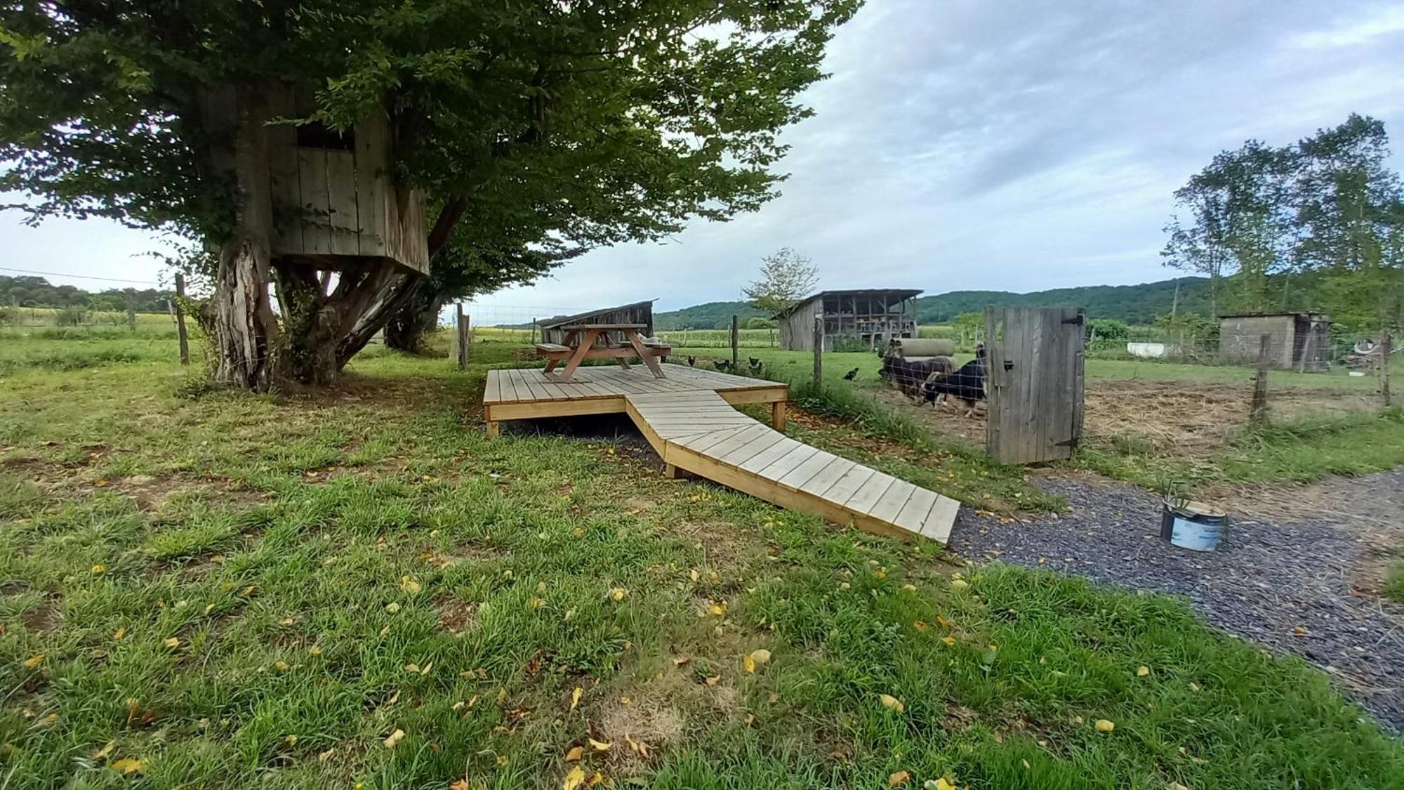 Gite A La Ferme Bassillon-Vauzé المظهر الخارجي الصورة